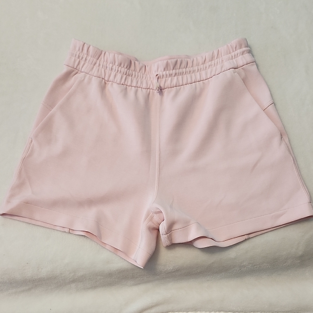 Lululemon Softstream 4" Shorts